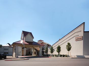 Best Western Crossroads Inn & Conference Center