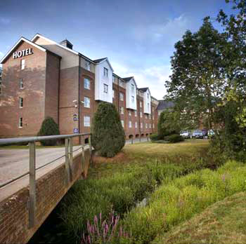 Best Western Reading Moat House Hotel